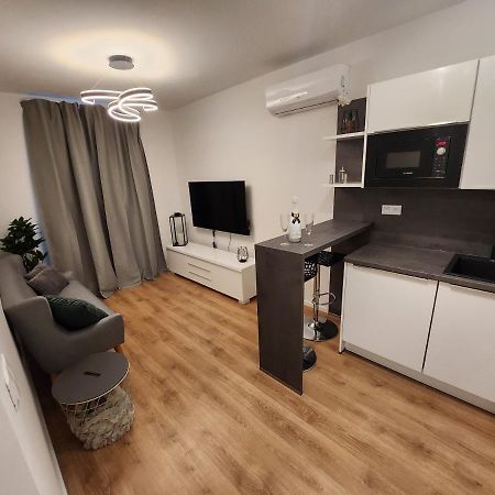 Mickey Apartment Old Town Μπρατισλάβα Εξωτερικό φωτογραφία